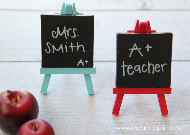 diy-teacher-gifts-mini-art-easel